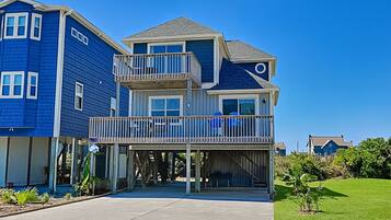 Studio (4 Bedrooms) | Exterior