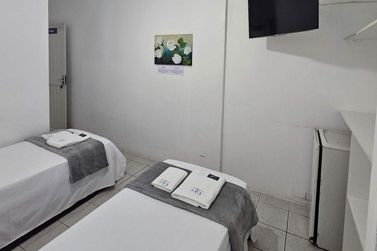 Economy Studio, Lanai, Garden View | Peralatan tempat tidur premium, Wi-fi percuma, cadar katil