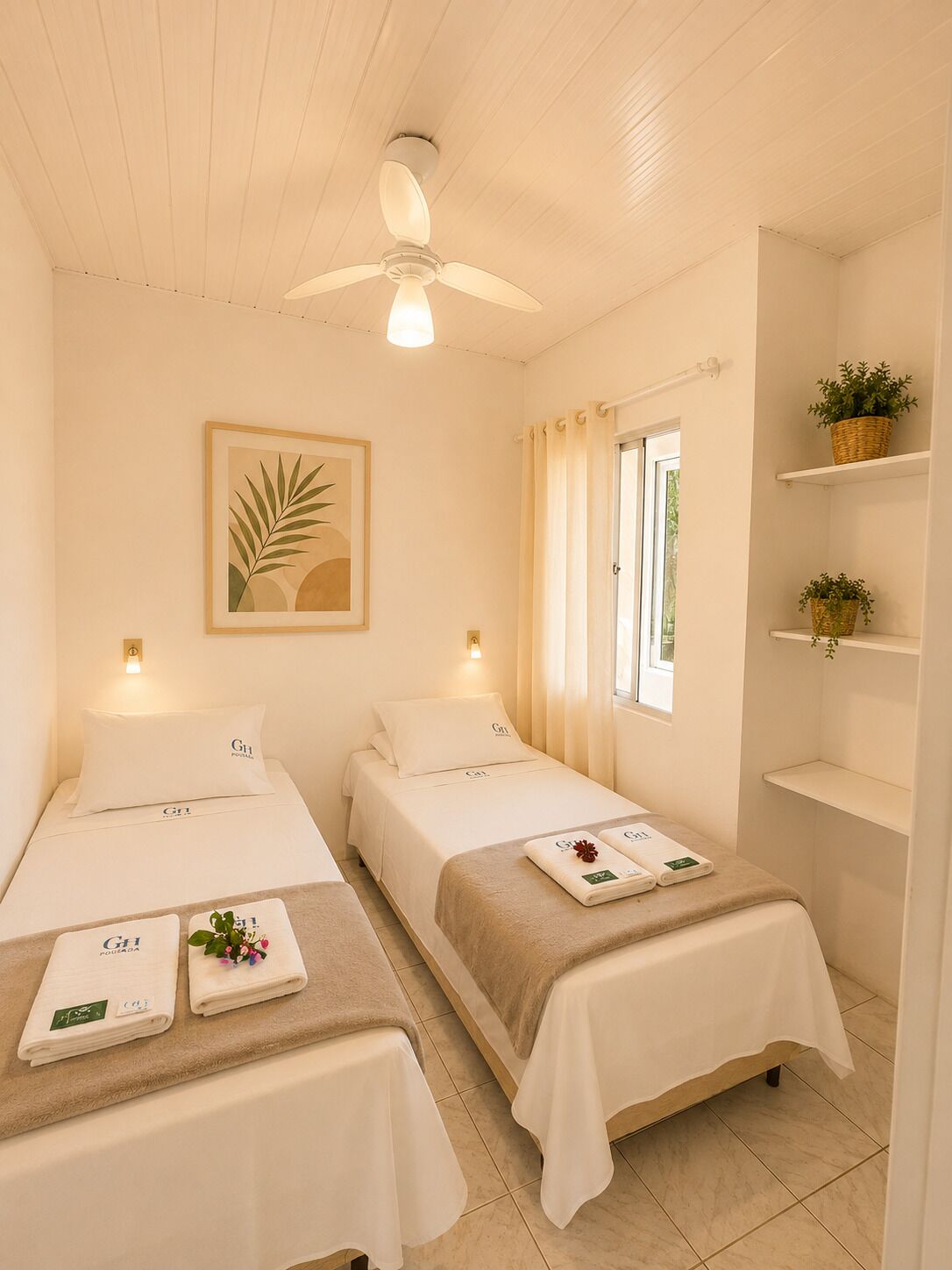 Apartamento básico, 2 habitaciones, vistas al patio | Ropa de cama de alta calidad, wifi gratis, ropa de cama