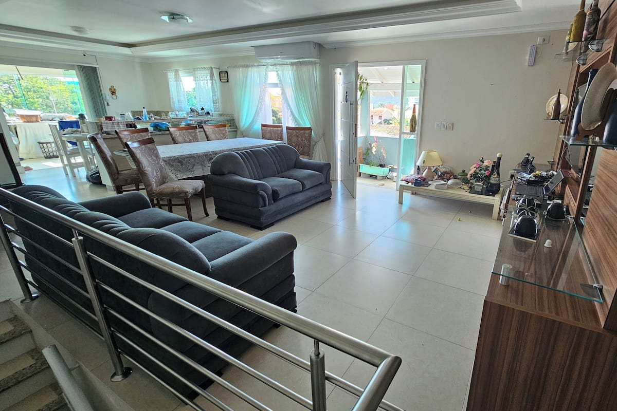 Deluxe Apartment, Lanai, Sea View | Ruang tamu