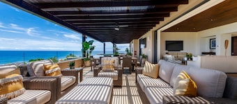 Luxury PH Vista Ballena in Tau | Staff, Golf Cart, Ocean + Golf Views, Pool – by Mita Residential