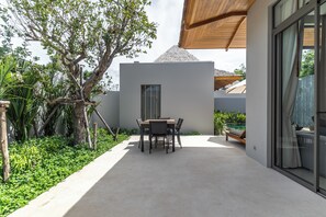 Signature Villa | Terrace/patio