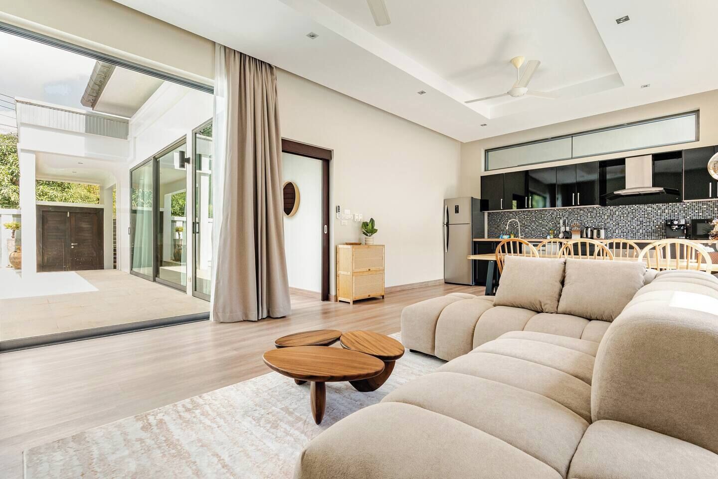 Vila standard | 2 quartos, cofres nos quartos, Wi-Fi de cortesia, roupa de cama