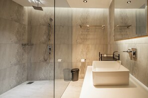 Premium-Apartment | Bügeleisen/Bügelbrett, kostenloses WLAN