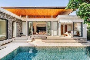 Villa | Individually furnished, iron/ironing board, free WiFi, bed sheets - Botanica Modern By Villacarte 159/38 (Si Sunthon)