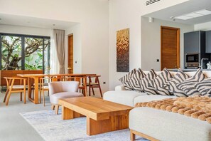 Villa | Living room - Botanica Modern By Villacarte 159/38 (Si Sunthon)