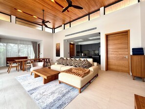 Individually furnished, iron/ironing board, free WiFi, bed sheets - Botanica Modern By Villacarte 159/31 (Si Sunthon)