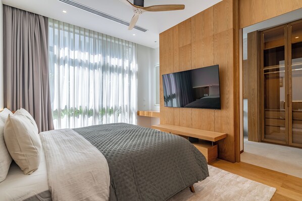 4 bedrooms, free WiFi