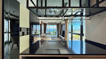 Family Apartment | Private kitchen | Fridge, microwave, stovetop, coffee/tea maker