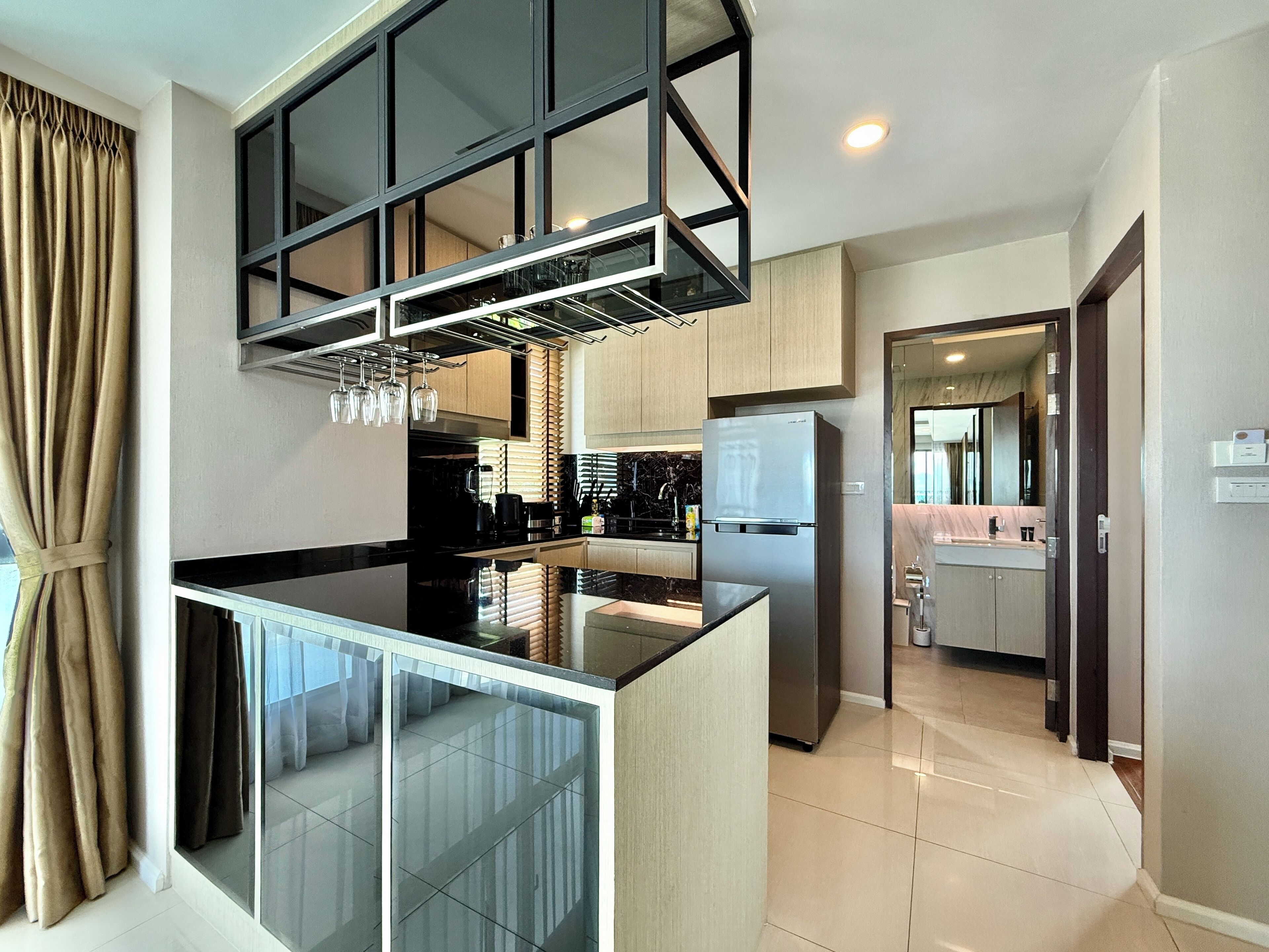 Family Apartment | Private kitchen | Fridge, microwave, stovetop, coffee/tea maker