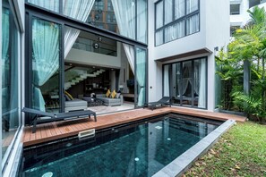 Udendørs pool
