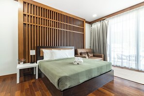 Departamento superior, balcón, vista a la ciudad | 1 habitación, escritorio, wifi gratis y ropa de cama 