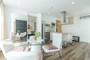 Apartment | Dining room