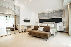 Villa familiar | Caja de seguridad en la habitación, wifi gratis y ropa de cama 