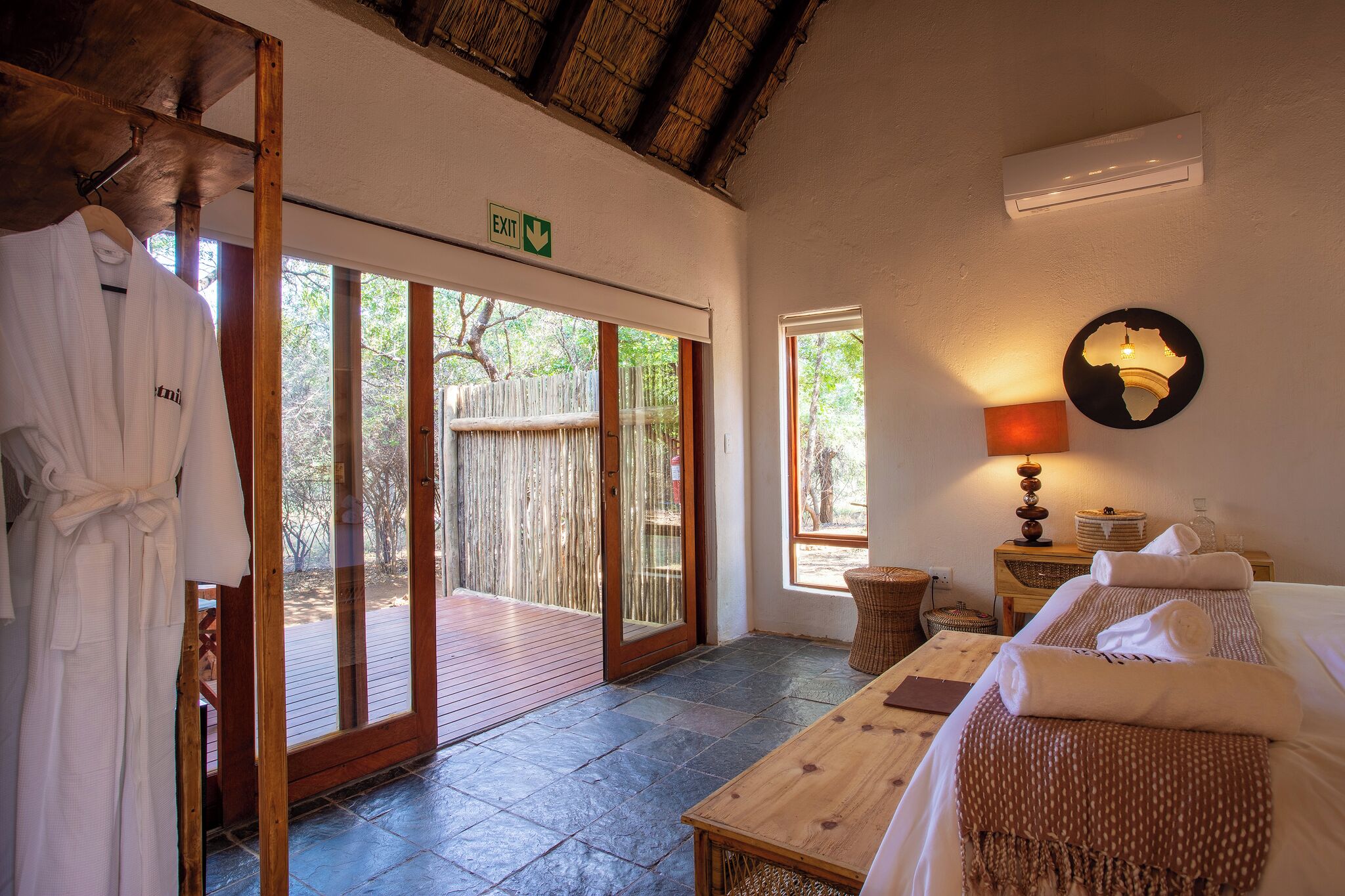 Double Room, Garden View | Desk, laptop workspace, free WiFi