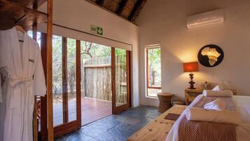 Habitación doble, vista al jardín | Escritorio, espacio para trabajar con laptop y wifi gratis