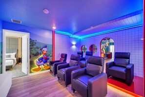 10 Schlafzimmer, Bügeleisen/Bügelbrett, kostenloses WLAN, Bettwäsche