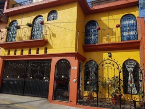 Exterior detail - Spacious 4-bedroom house in welcoming Oaxaca with beautiful terrace (Oaxaca de Juárez)