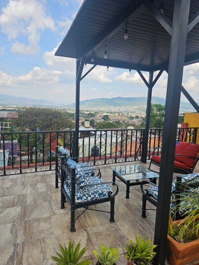 Spacious 4-bedroom house in welcoming Oaxaca with beautiful terrace