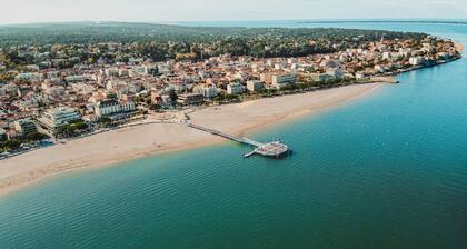T2 + cabine | 650m de la plage | AccĂšs piscine