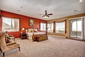 4 Schlafzimmer, Schreibtisch, Bügeleisen/Bügelbrett, Reisekinderbett