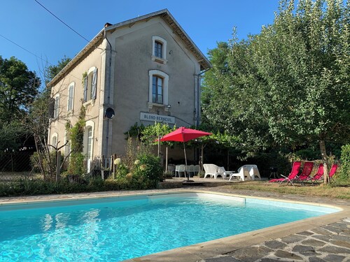 Former French railway station with private swimming pool and WIFI