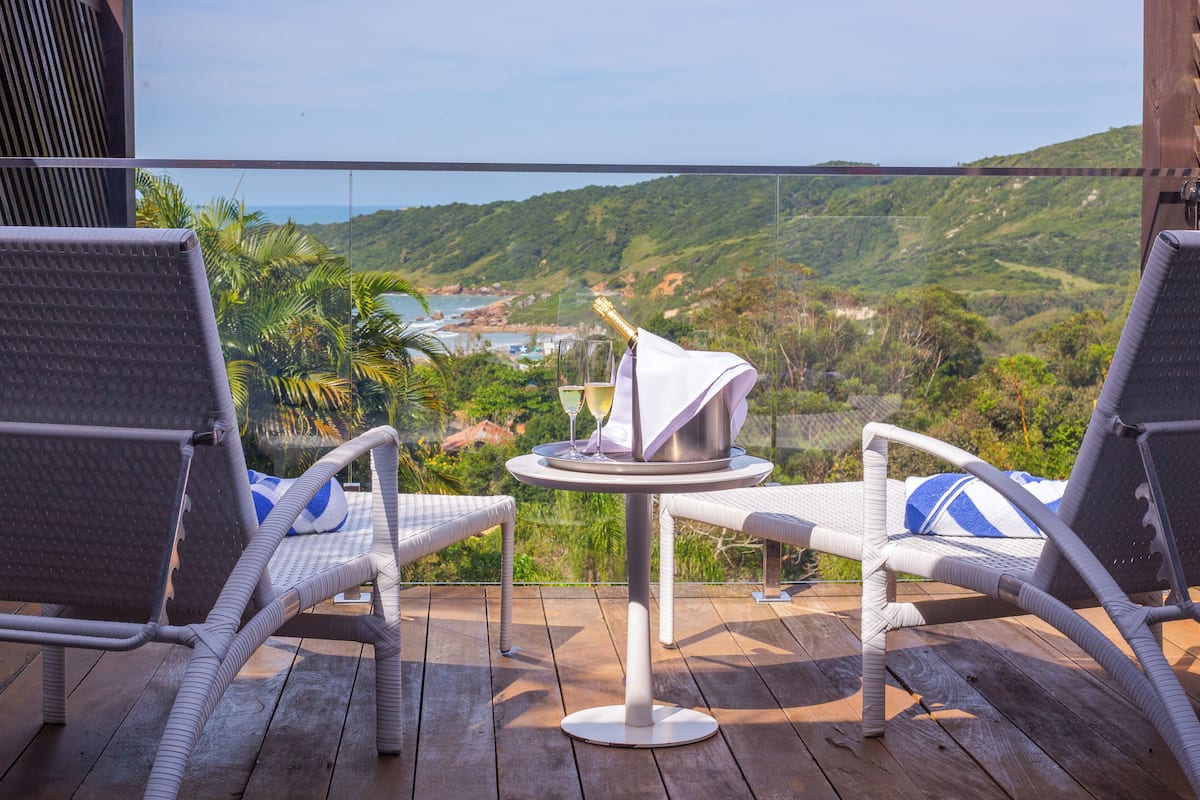 Luxury Bungalow, Sea View | Terrace/patio