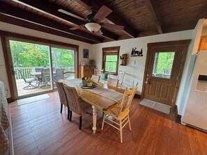 Dining - Welcome to On the Rocks a charming retreat located near Lake Wallenpaupack (Lake Ariel)