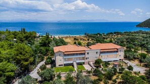 Exterior - Manto Studios (Zaritsi,Agios Xristoforos)