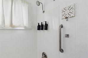 Hair dryer, bidet, towels