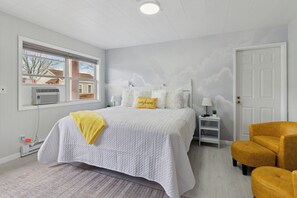 1 bedroom, bed sheets
