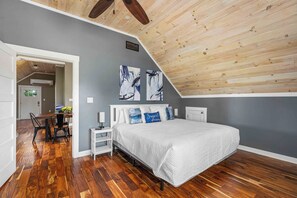 2 soverom og sengetøy