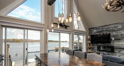 Fish and relax in a new Waterfront four-season cottage 1 hour east of Whitby!