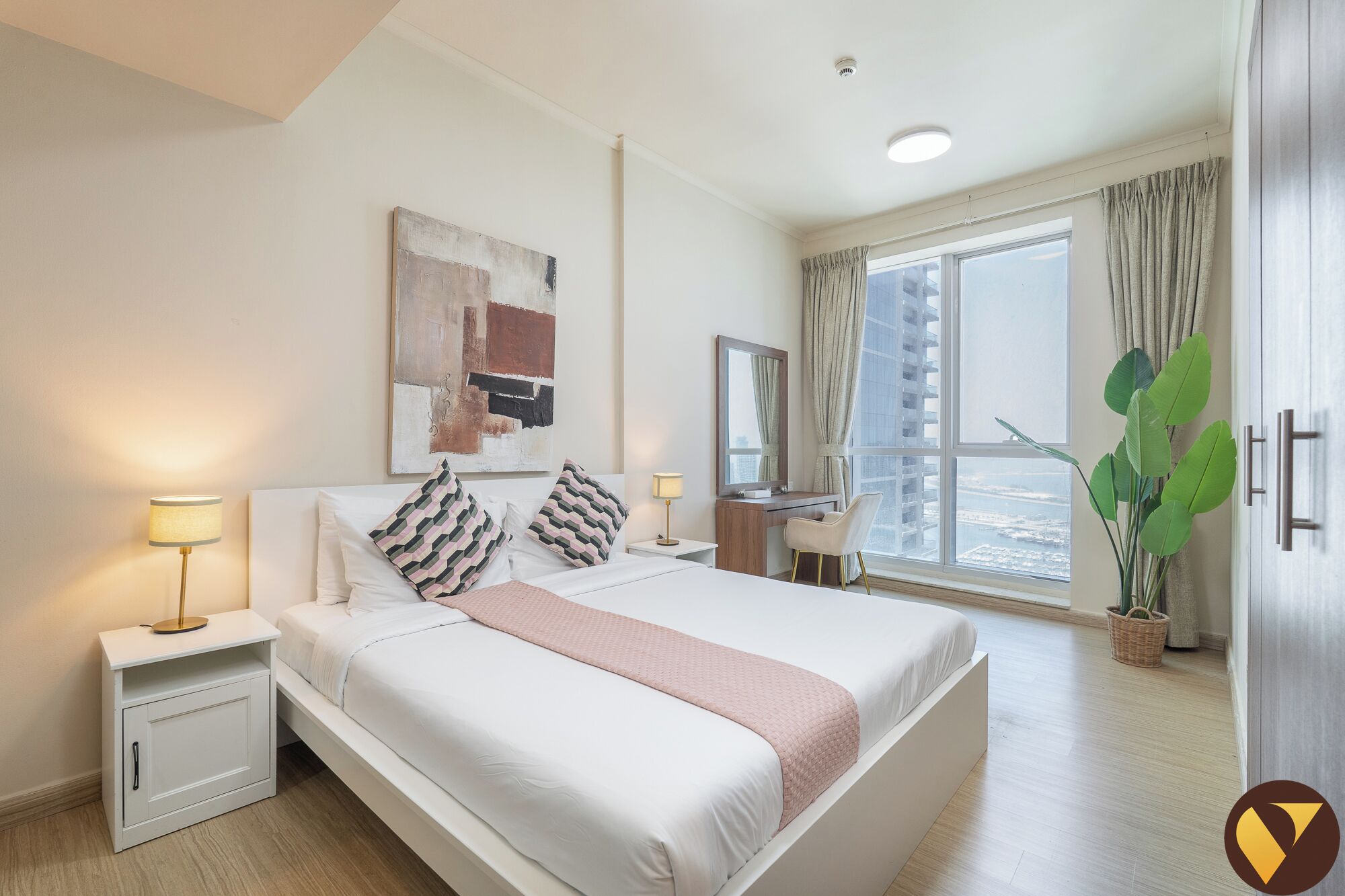 Luxe appartement, balkon, uitzicht op jachthaven | 2 slaapkamers, gratis wifi