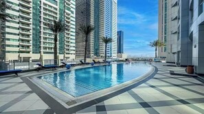 Outdoor pool - Vogue | Torch Tower near Dubai Marina Mall | JBR (Dubai)