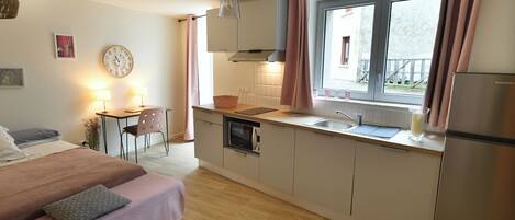 1 bedroom, iron/ironing board, WiFi, bed sheets