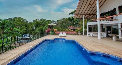 Cozy 2-bedroom condo in phenomenal Puerto Carrillo with WiFi, AC Apt 7