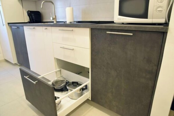 Restaurant - Sunrise Apartment (Santa Margherita Ligure)