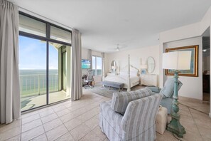 4 bedrooms, iron/ironing board, bed sheets