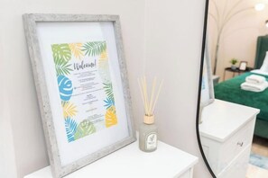 Room - Stunning Apartment in Leeds (Leeds)