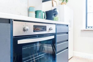 Private kitchen - Stunning Apartment in Leeds (Leeds)