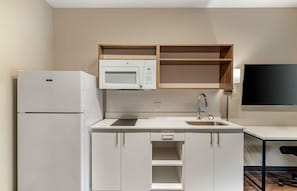 Standard-Studio, 1 Queen-Bett, Nichtraucher, Kühlschrank und Mikrowelle | Eigene Küche