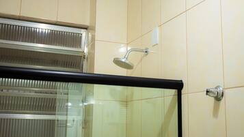 Apartment | Bathroom | Hair dryer, towels, toilet paper
