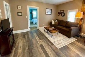 Televisie en een open haard