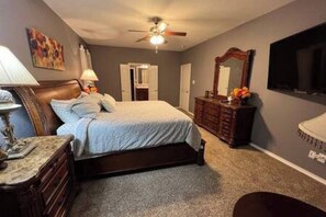 4 chambres, fer et planche à repasser, Wi-Fi gratuit, draps fournis