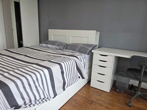 2 bedrooms, WiFi, bed sheets