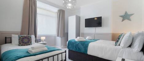 3 habitaciones, internet y ropa de cama