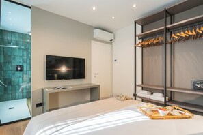 3 dormitorios, tabla de planchar con plancha, wifi gratis y ropa de cama