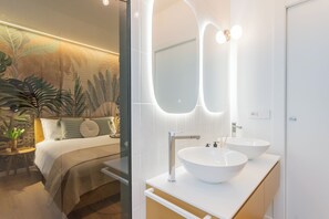 3 dormitorios, tabla de planchar con plancha, wifi gratis y ropa de cama