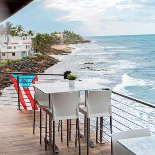 Luxury Ocean Villa Steps from the Beach